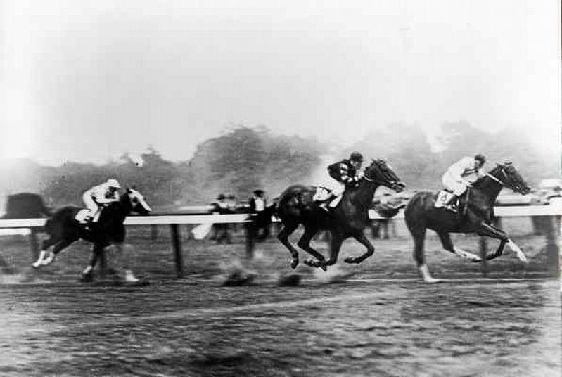 The 1919 Sanford Stakes image. Click for full size.