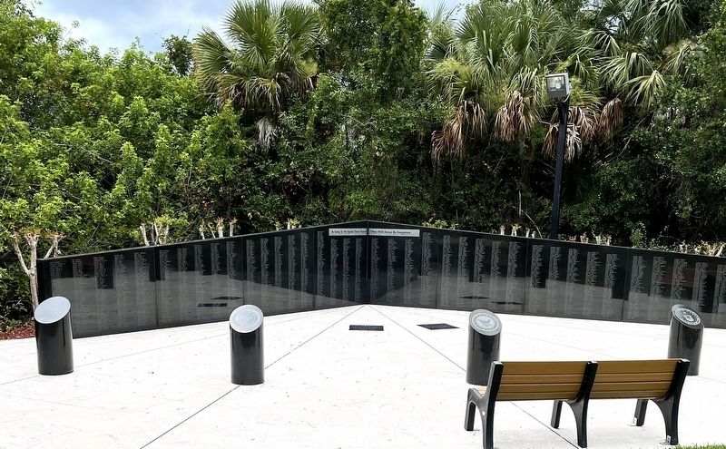 Florida�s Vietnam Veterans Memorial Wall image. Click for full size.