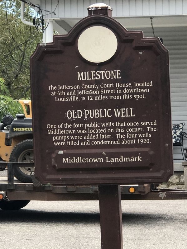 Milestone / Old Public Well Marker. Click for full size. Milestone / Old Public Well Marker image. Click for full size.
