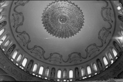 Dome ceiling, St. James Roman Catholic Church. Click for full size. Dome ceiling, St. James Roman Catholic Church image. Click for full size.