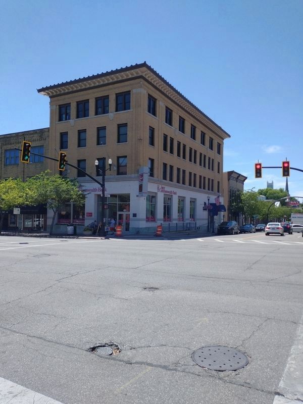 41 North Sandusky Street. Click for full size. 41 North Sandusky Street image. Click for full size.