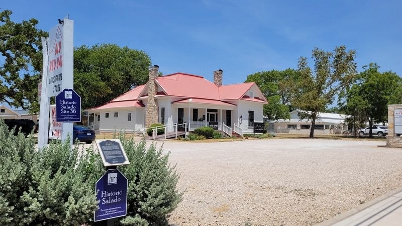 The view of the W.R. Berry Carriage House Marker from the street image. Click for full size.