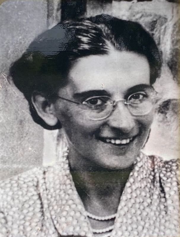 Marker inset: Henriette Voûte. Click for full size. Marker inset: Henriette Voûte image. Click for full size.