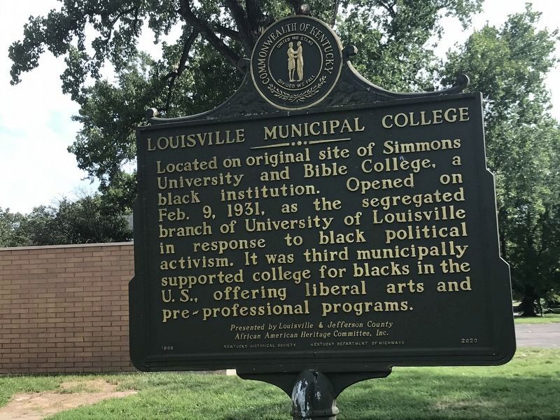 Louisville Municipal College Marker (side A) image. Click for full size.
