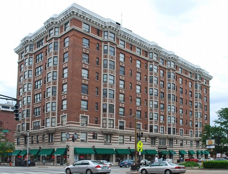 Weissinger-Gaulbert Apartment Building image. Click for full size.