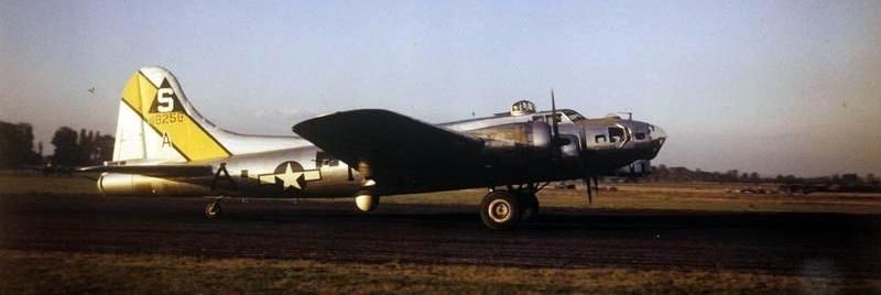 A pathfinder B-17 Flying Fortress (serial number 44-8258) of the 401st Bomb Group. image. Click for full size.