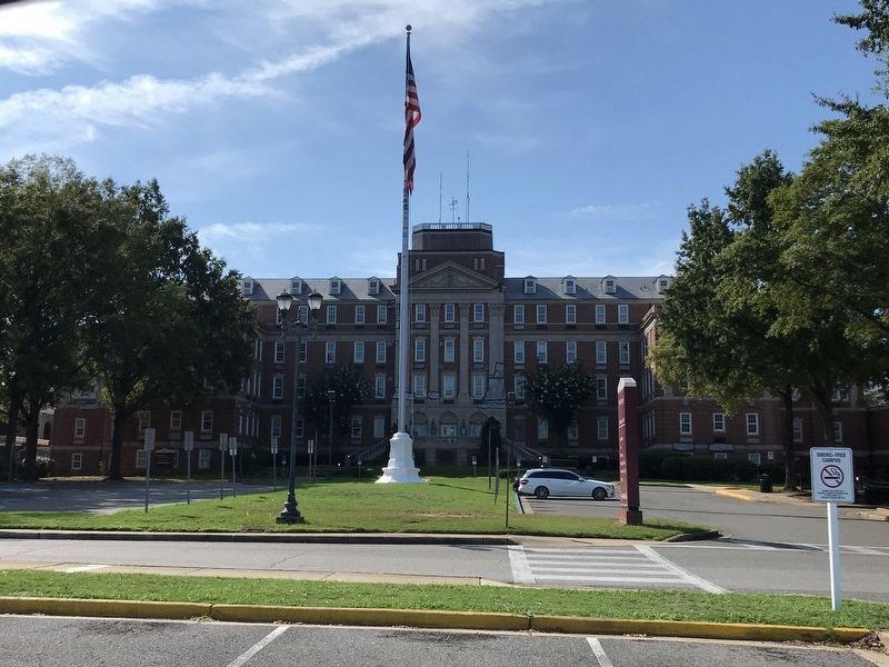 Tuscaloosa Veterans Administration Hospital Main Building image. Click for full size.