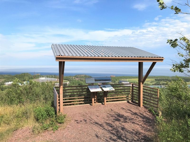 Northshore Scenic Overlook Lake View image. Click for full size.