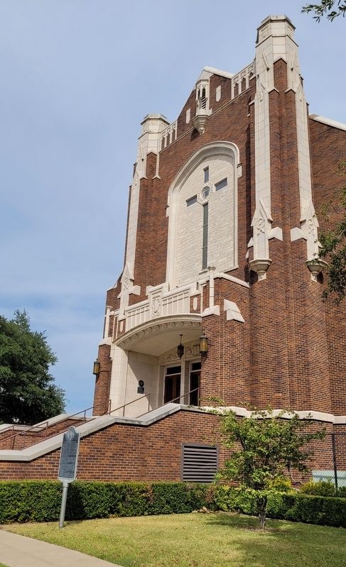 The Austin Avenue United Methodist Church and Marker image. Click for full size.