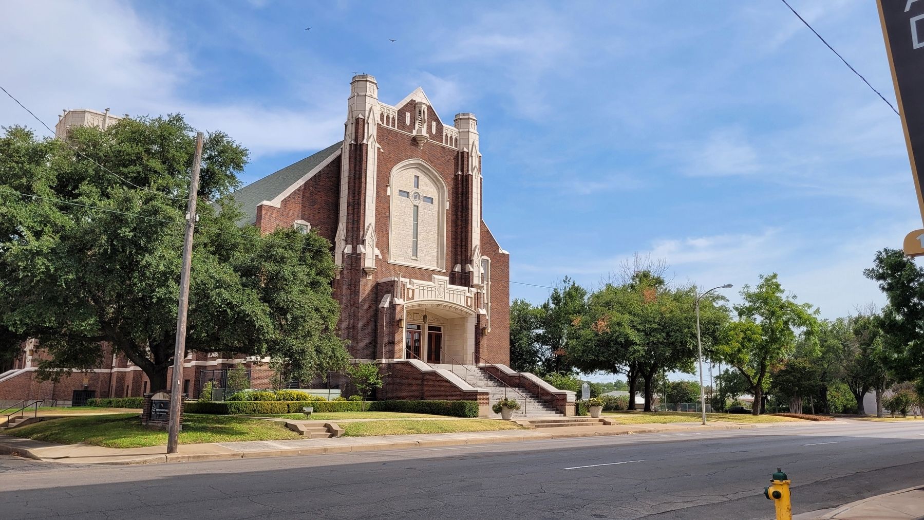 The view of the Austin Avenue United Methodist Church from across the street image. Click for full size.