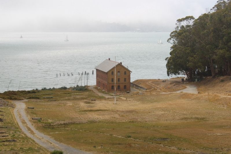 Parade grounds and garrison building image. Click for full size.