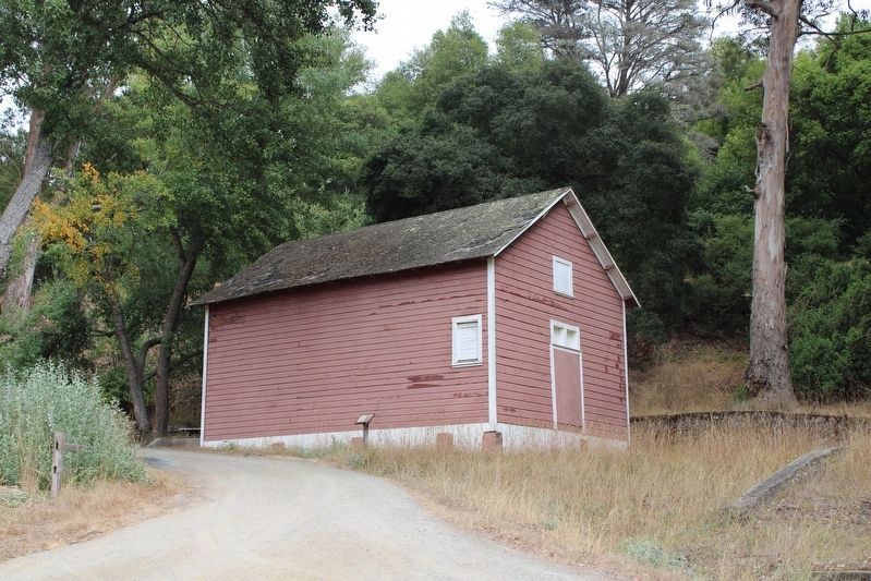 Mule Power Marker and Barn image. Click for full size.