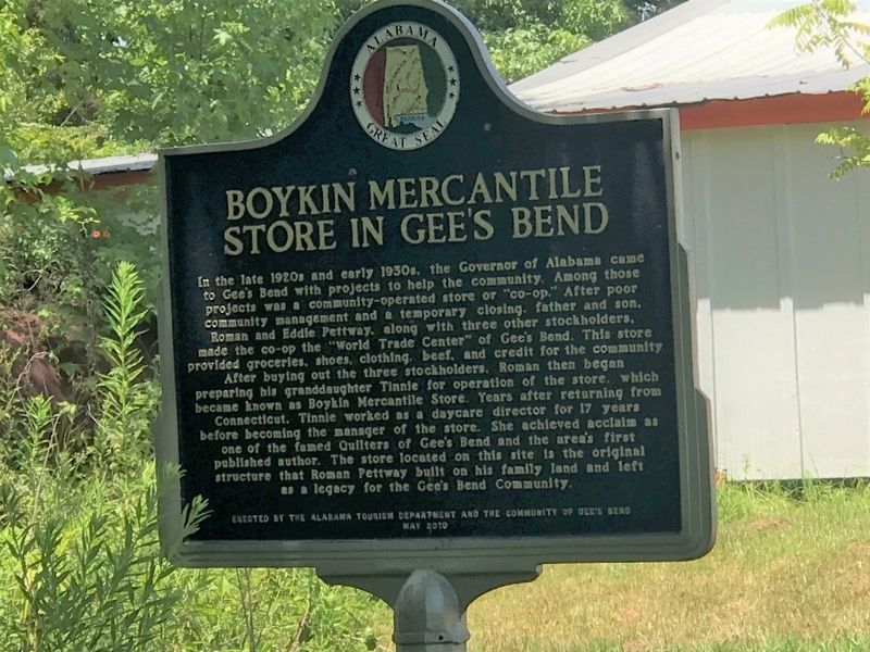 Boykin Mercantile Store in Gee's Bend Marker side image. Click for full size.