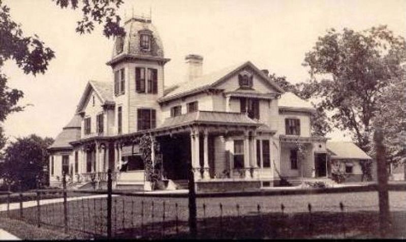 Cheney Mansion image. Click for more information.
