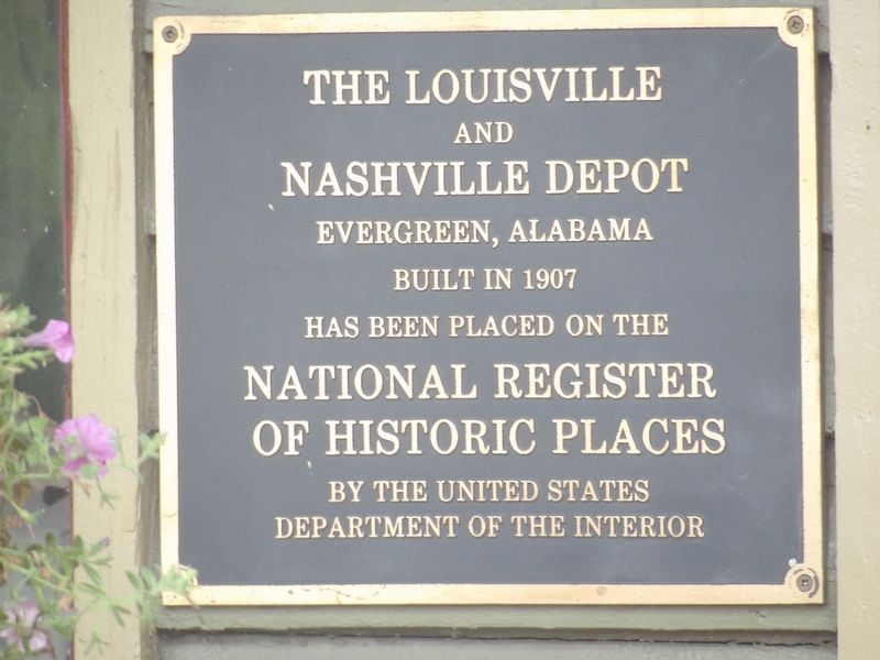 The Louisville and Nashville Depot Marker image. Click for full size.