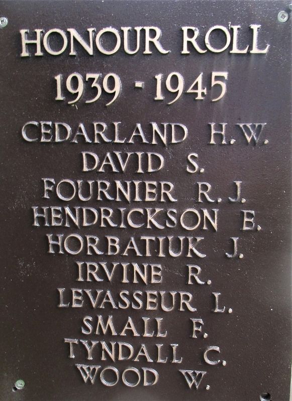 Lac du Bonnet Cemetery War Memorial image. Click for full size.
