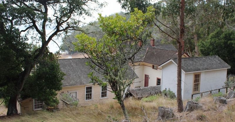 Back of the Bakehouse and Quarters 10 image. Click for full size.