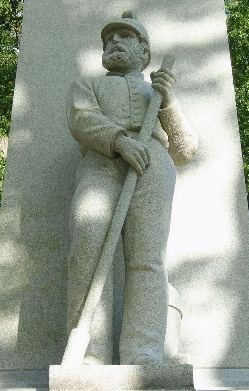 Clarion County Civil War Soldier's Monument Statue - Artillery image. Click for full size.