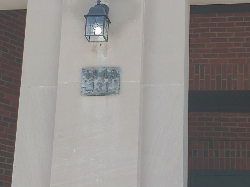 Fayette County Soldiers & Sailers Memorial Building Plaque. Click for full size. Fayette County Soldiers & Sailers Memorial Building Plaque image. Click for full size.