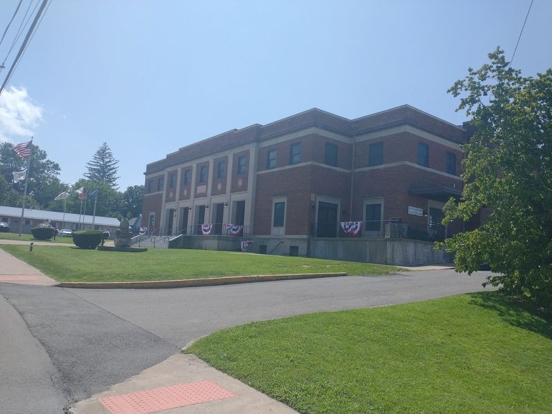 Fayette County Soldiers & Sailers Memorial Building. Click for full size. Fayette County Soldiers & Sailers Memorial Building image. Click for full size.