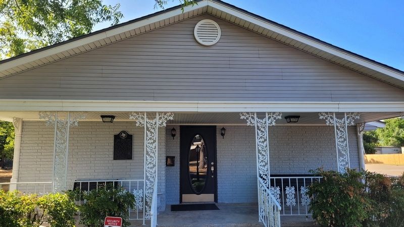 The front entrance to the Strickland Funeral Home building and Marker image. Click for full size.
