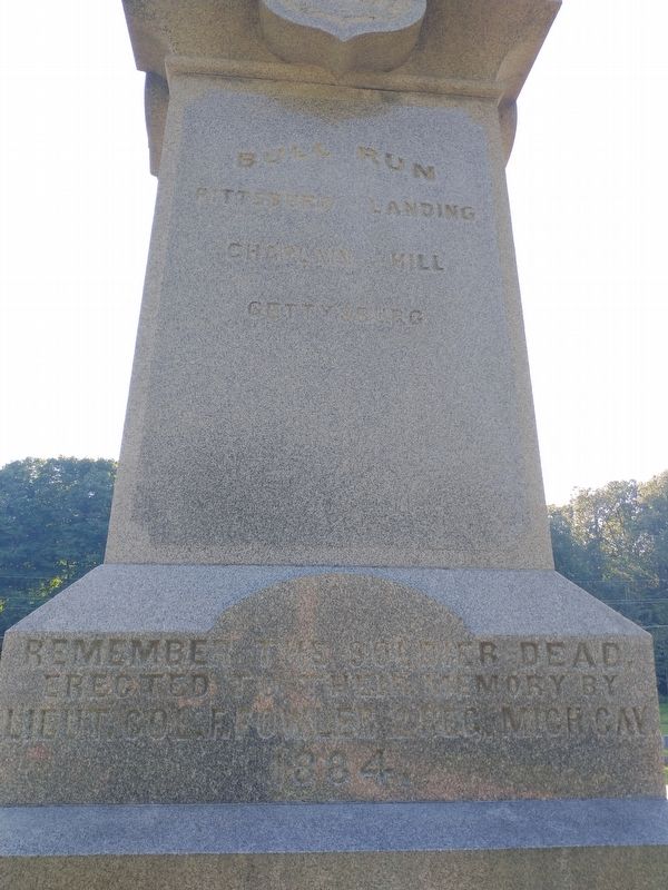 Reading Civil War Memorial image. Click for full size.