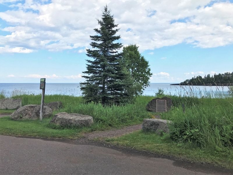 Lake Superior Agate Marker, from the north. Click for full size. Lake Superior Agate Marker, from the north image. Click for full size.