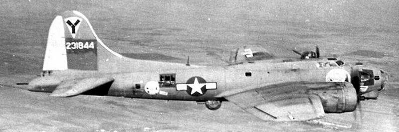 B-17G-30-BO #42-31844 "Swoose" 463rd Bomb Group - 772nd Bomb Squadron - 15th AF image. Click for full size.