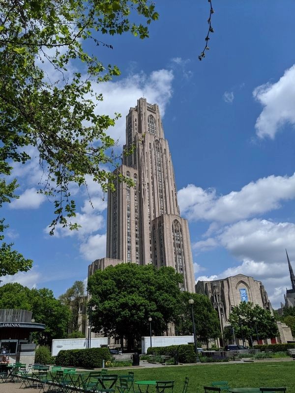 Cathedral of Learning image. Click for full size.