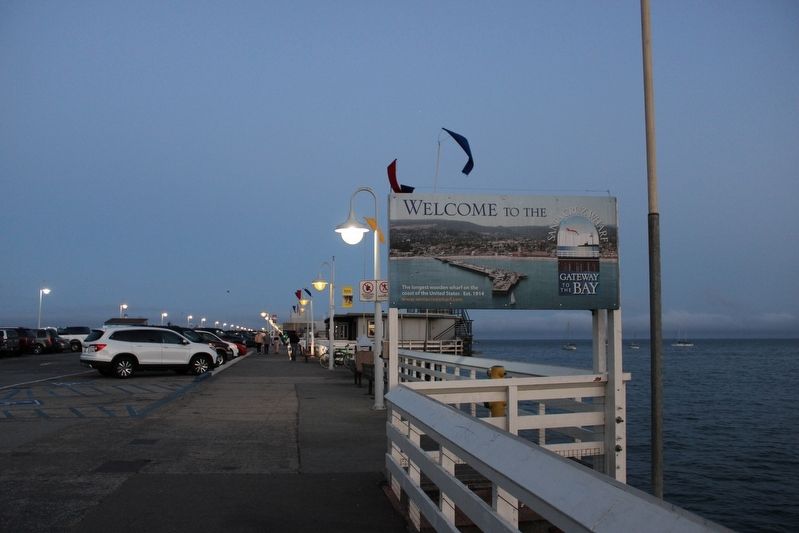 Welcome to the Santa Cruz Wharf image. Click for full size.