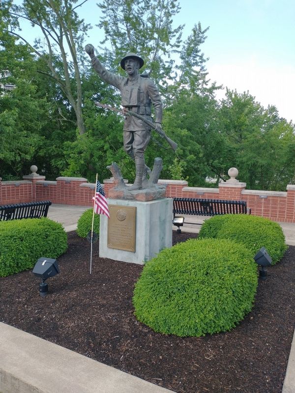 American Legion World War Memorial image. Click for full size.