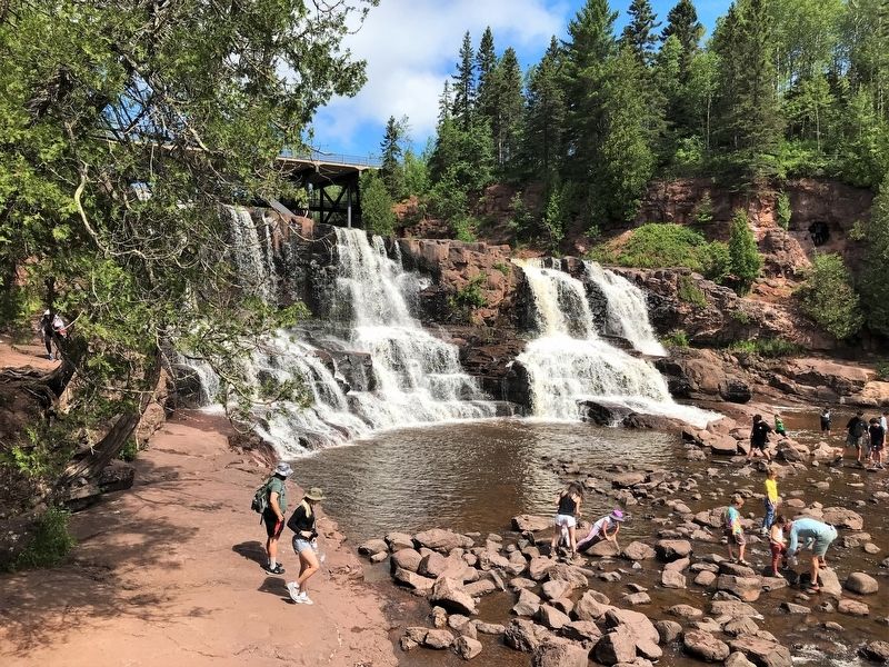 Gooseberry Middle Falls. Click for full size. Gooseberry Middle Falls image. Click for full size.