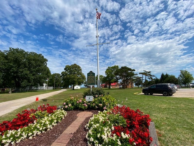 Fort Gratiot Light Marker image. Click for full size.
