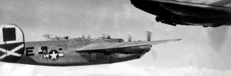B-24 Liberators of the 485th Bomb Group, 15th Air Force in flight. image. Click for full size.