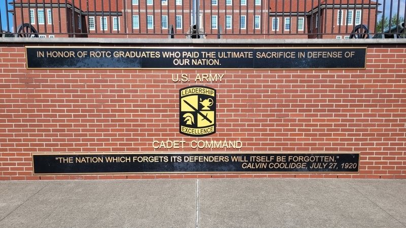 US Army ROTC Memorial image. Click for full size.