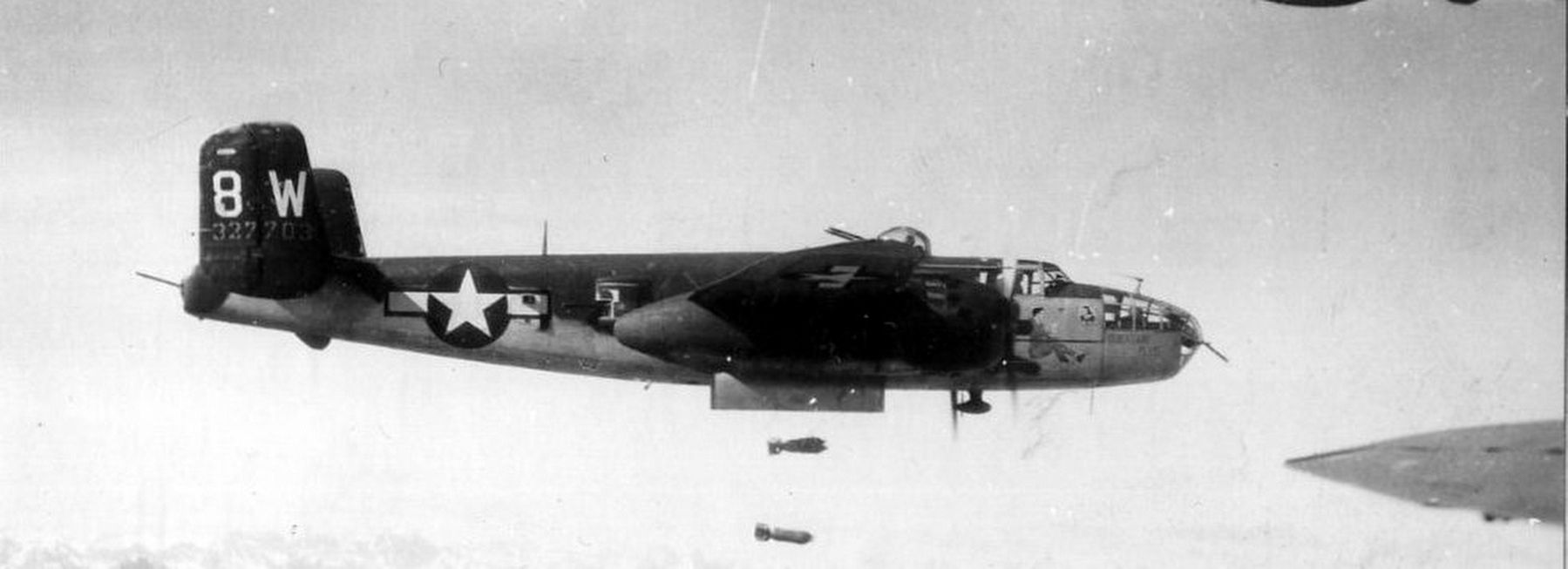 B-25J-1-NC #43-27703 "Duration Plus" Code: 8W 340th Bomb Group - 488th Bomb Squadron - 12th AF image. Click for full size.