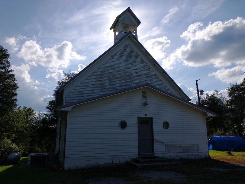 Davis Creek Primitive Baptist Church image. Click for full size.
