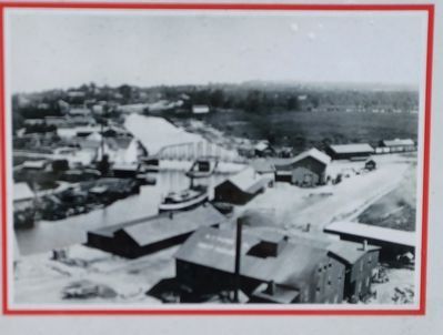 Marker detail: Michigan Central Looking Toward Swing Bridge 1890s image. Click for full size.