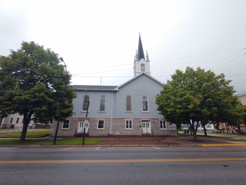 Emmanuel United Church Of Christ image. Click for full size.