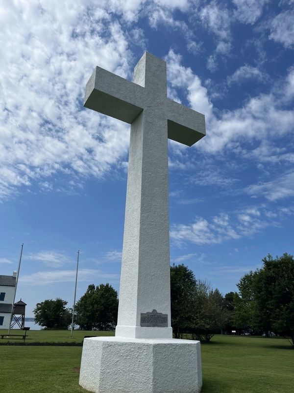 St. Clement's Island Cross with the marker affixed at the base image. Click for full size.