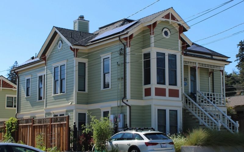 Notley House image. Click for full size.