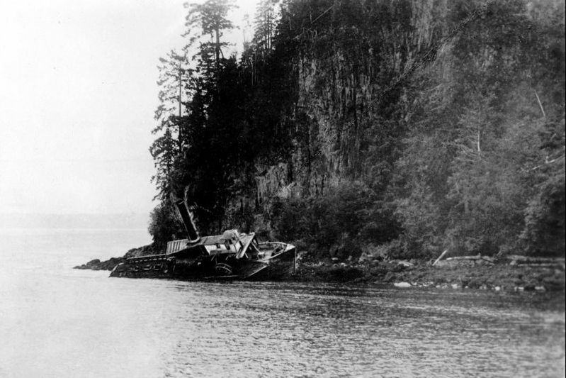 The wreck of the S.S. Beaver on the rocks of Observation Point, now called Prospect Point. image. Click for full size.