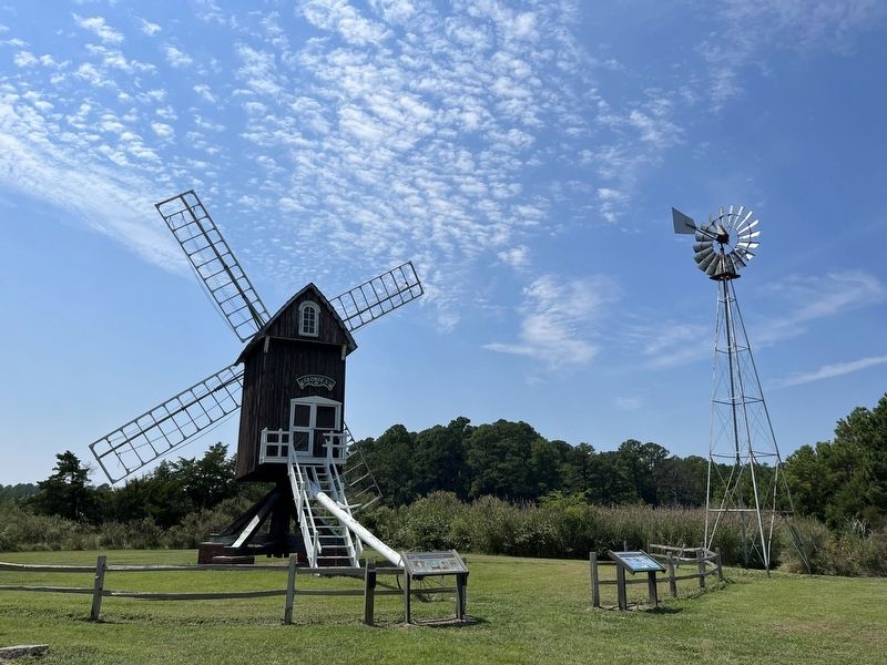 The Spocott Windmill and related markers image. Click for full size.