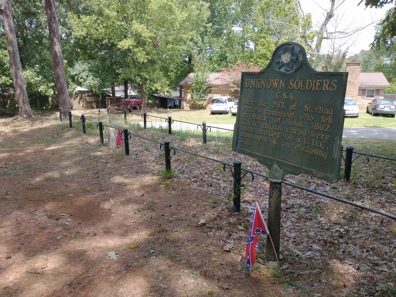 Unknown Soldiers Marker. Click for full size. Unknown Soldiers Marker image. Click for full size.