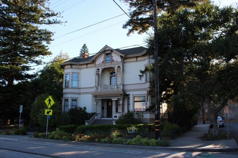 Hinds House image. Click for full size.