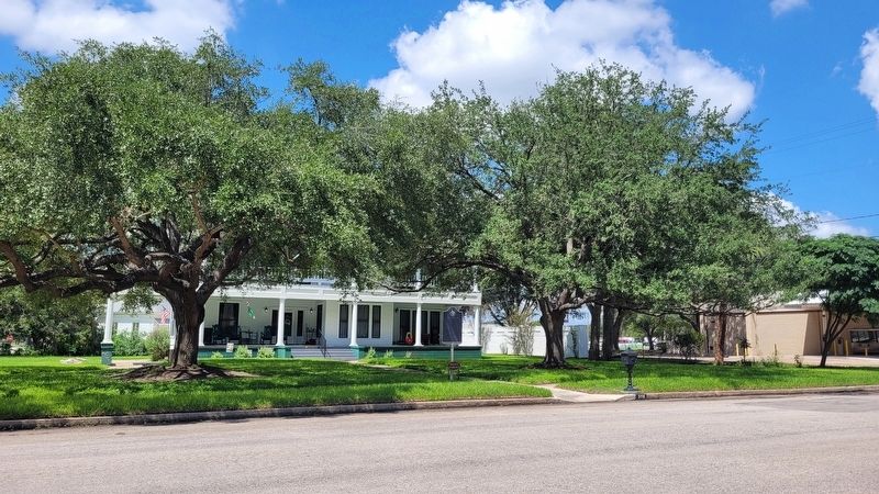 The view of the Francis - Ainsworth House and Marker from across the street image. Click for full size.