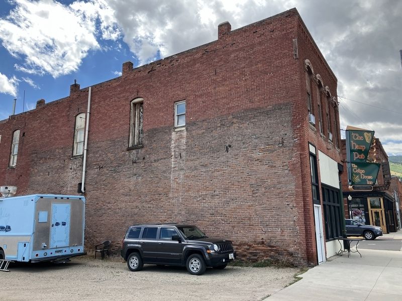 Ida Block Building image. Click for full size.