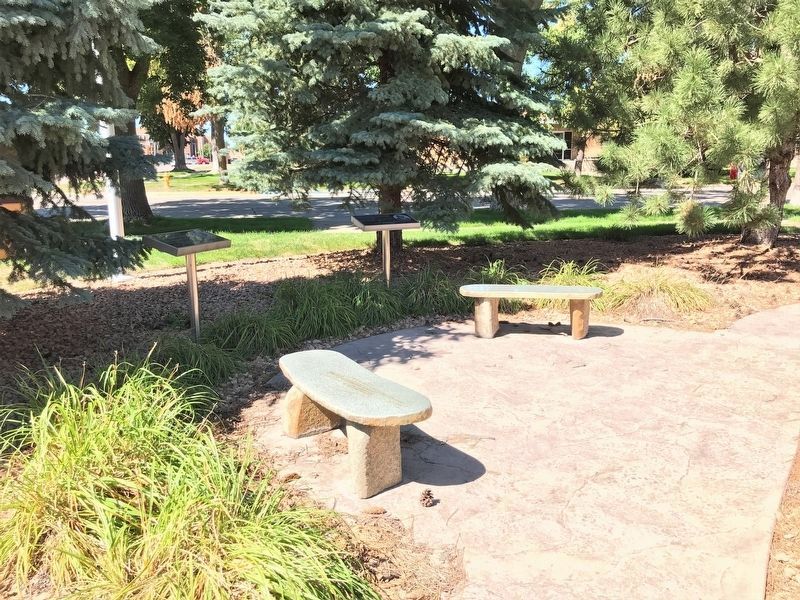 Dr. Paul H. Hohm Marker <i>(right)</i> image. Click for full size.