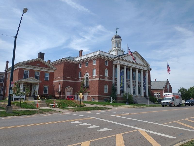 Knox County Memorial Building. Click for full size. Knox County Memorial Building image. Click for full size.
