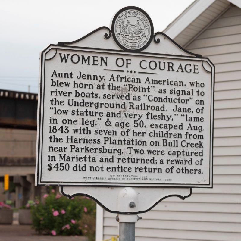 Women of Courage side of marker image. Click for full size.